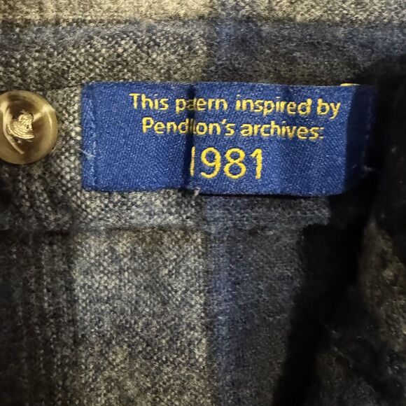 Pendleton Lodge Flannel Shirt Virgin Wool Mens Medium Blue Plaid Long Sleeve - Picture 4 of 7